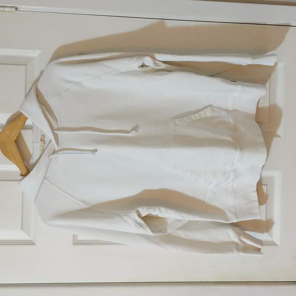 💎2/$20 WHITE LEVI'S HOODIE